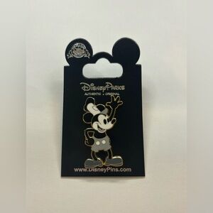 NWT Disney World Steamboat Willie Enamel Pin.